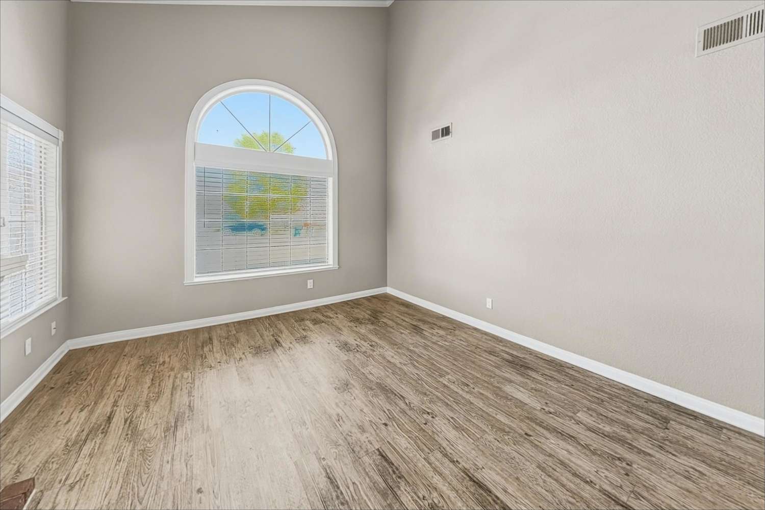 760 Charwood Cir, Henderson photo 5