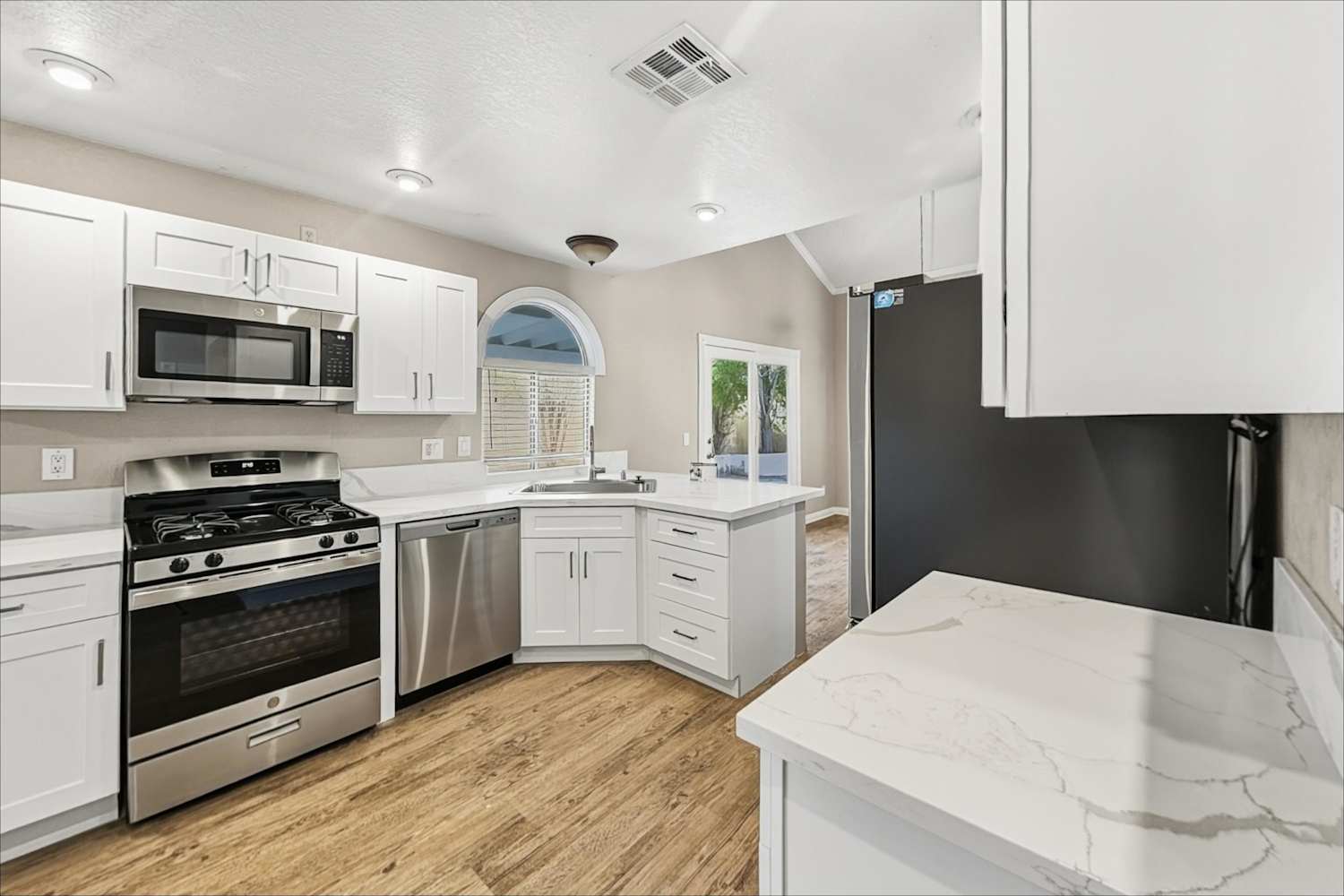 760 Charwood Cir, Henderson photo 11