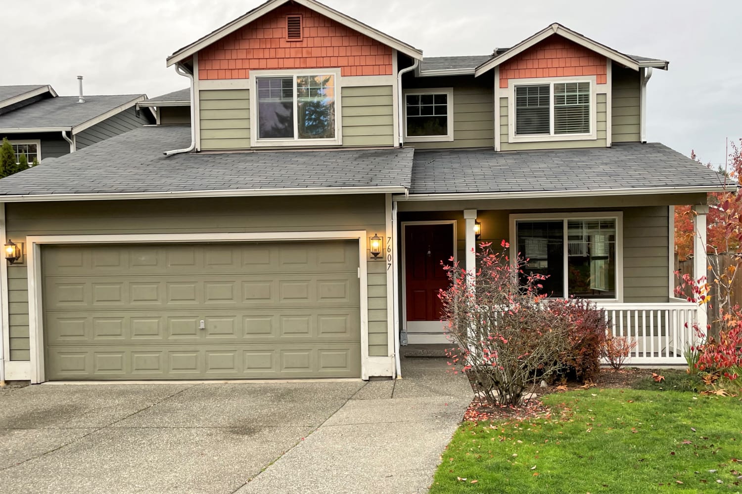 Front of 7607 88th Pl NE, Marysville, WA