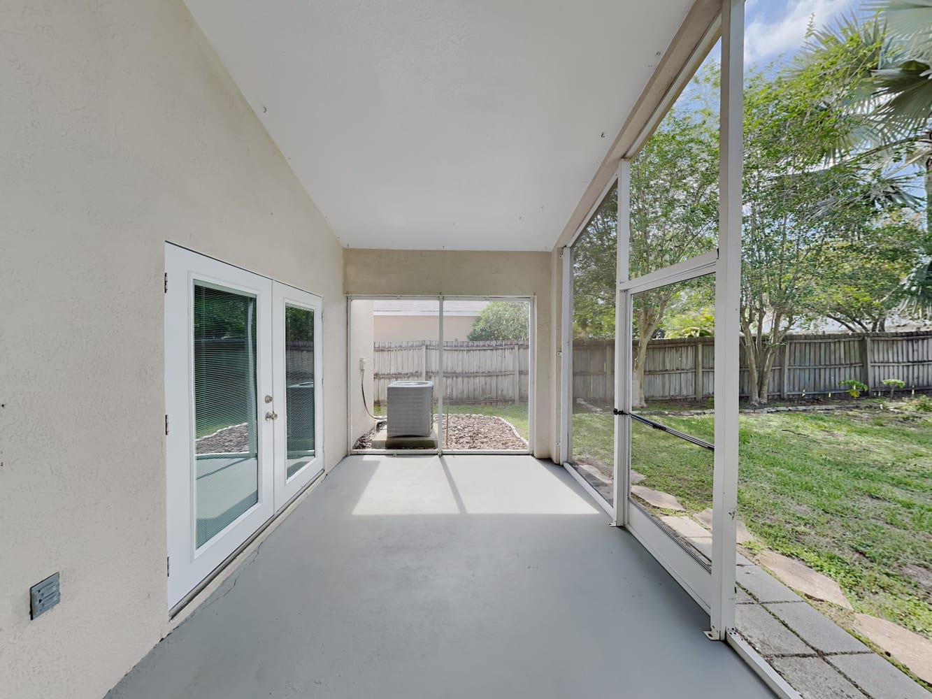 7614 Wiltshire Park Pl, Apollo Beach photo 18