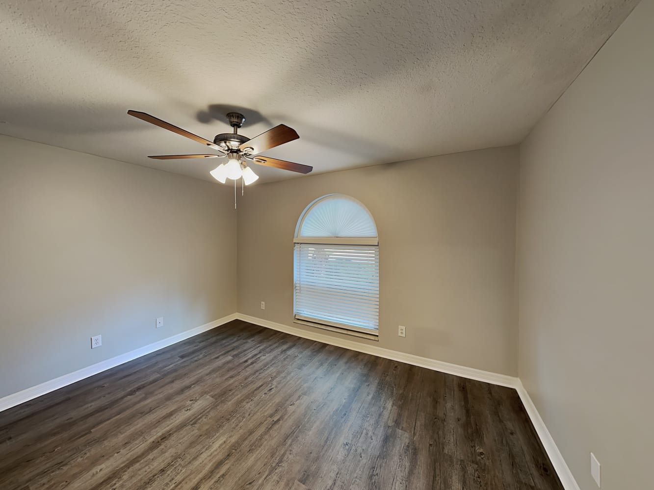 7614 Wiltshire Park Pl, Apollo Beach photo 11