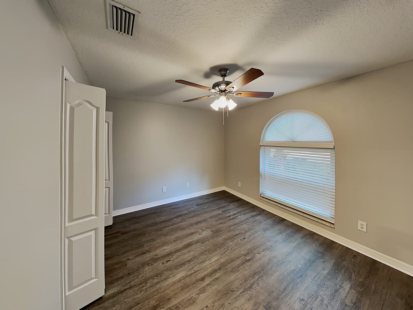 7614 Wiltshire Park Pl, Apollo Beach photo 12