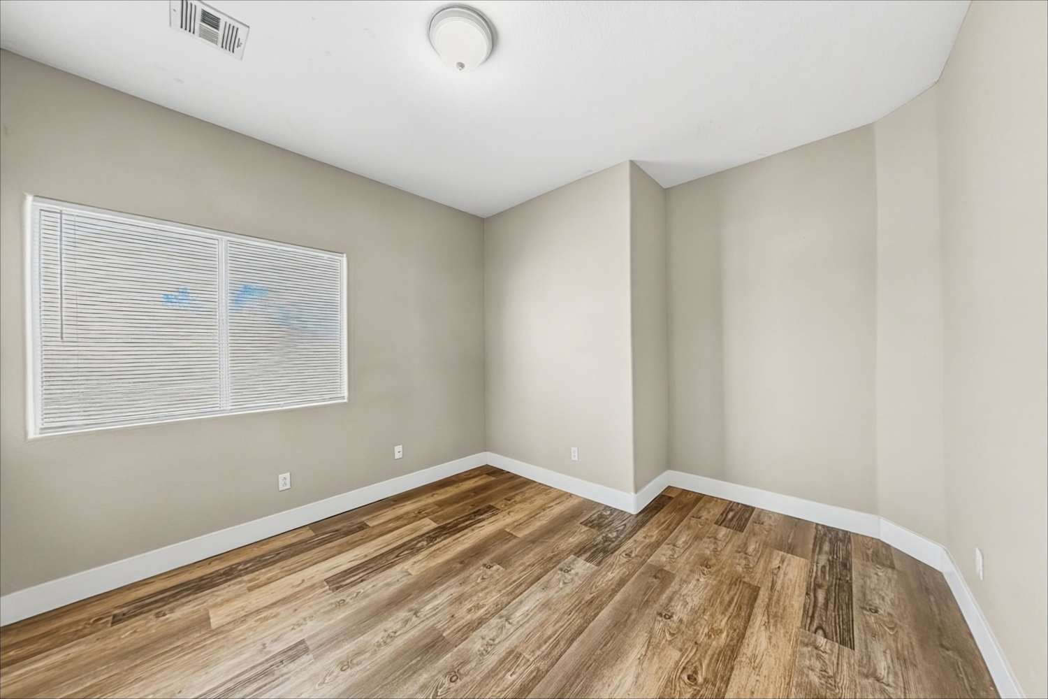 7617 Burning Falls Dr, Las Vegas photo 18