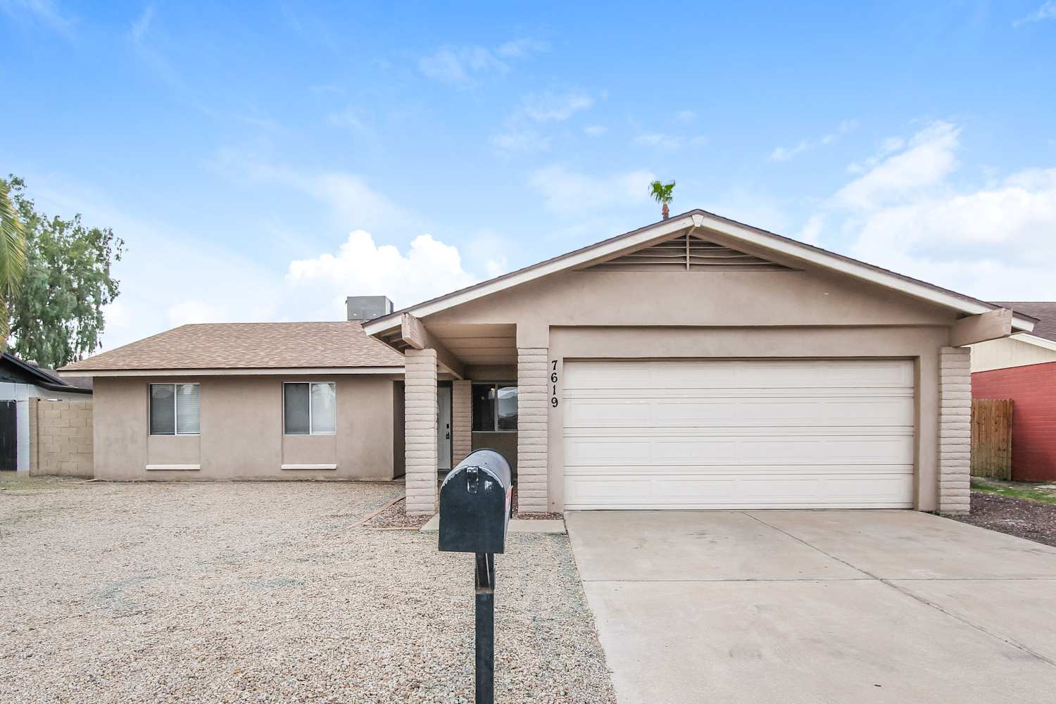 Front of 7619 W Devonshire Ave, Phoenix, AZ