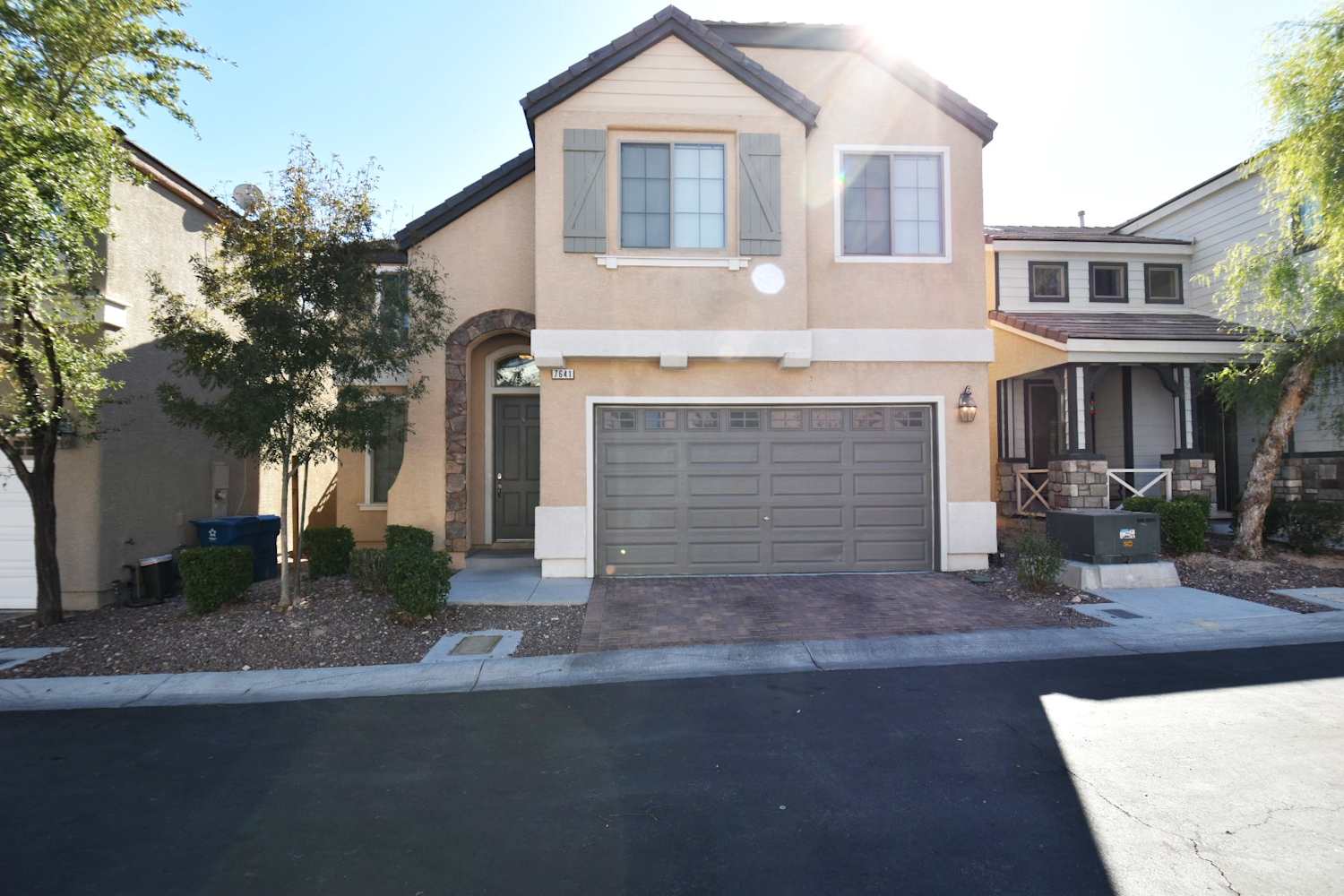 Front of 7641 Pallon Ave, Las Vegas, NV
