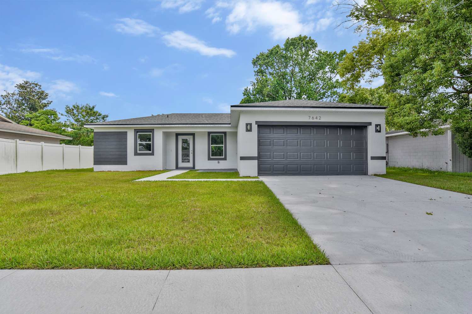 Front of 7642 Coot St, Orlando, FL