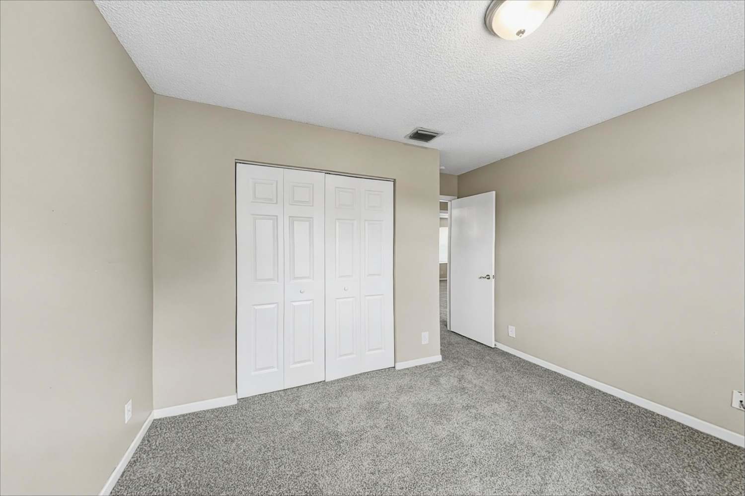 7697 Springfield Lake Dr, Lake Worth photo 16