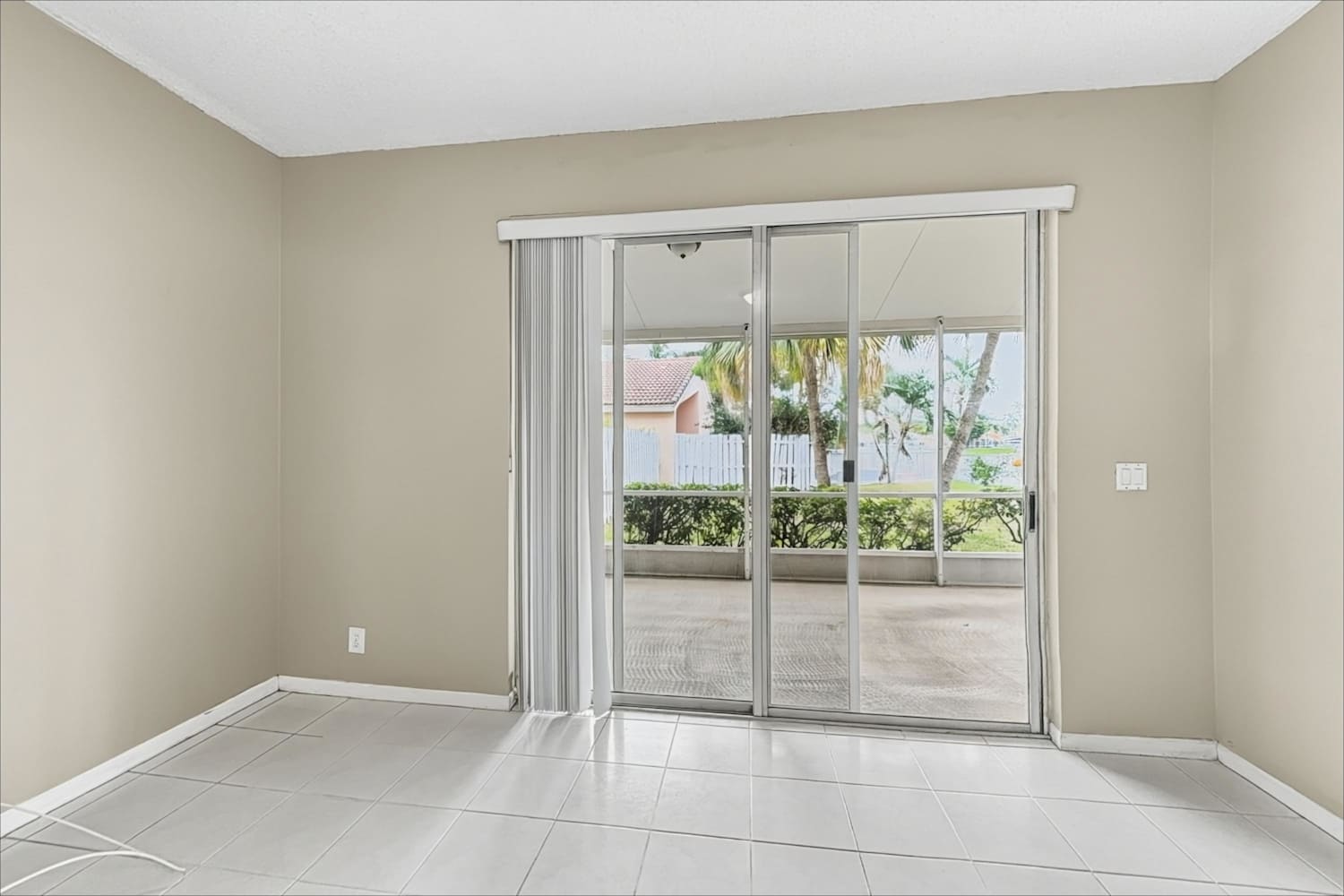 7697 Springfield Lake Dr, Lake Worth photo 6