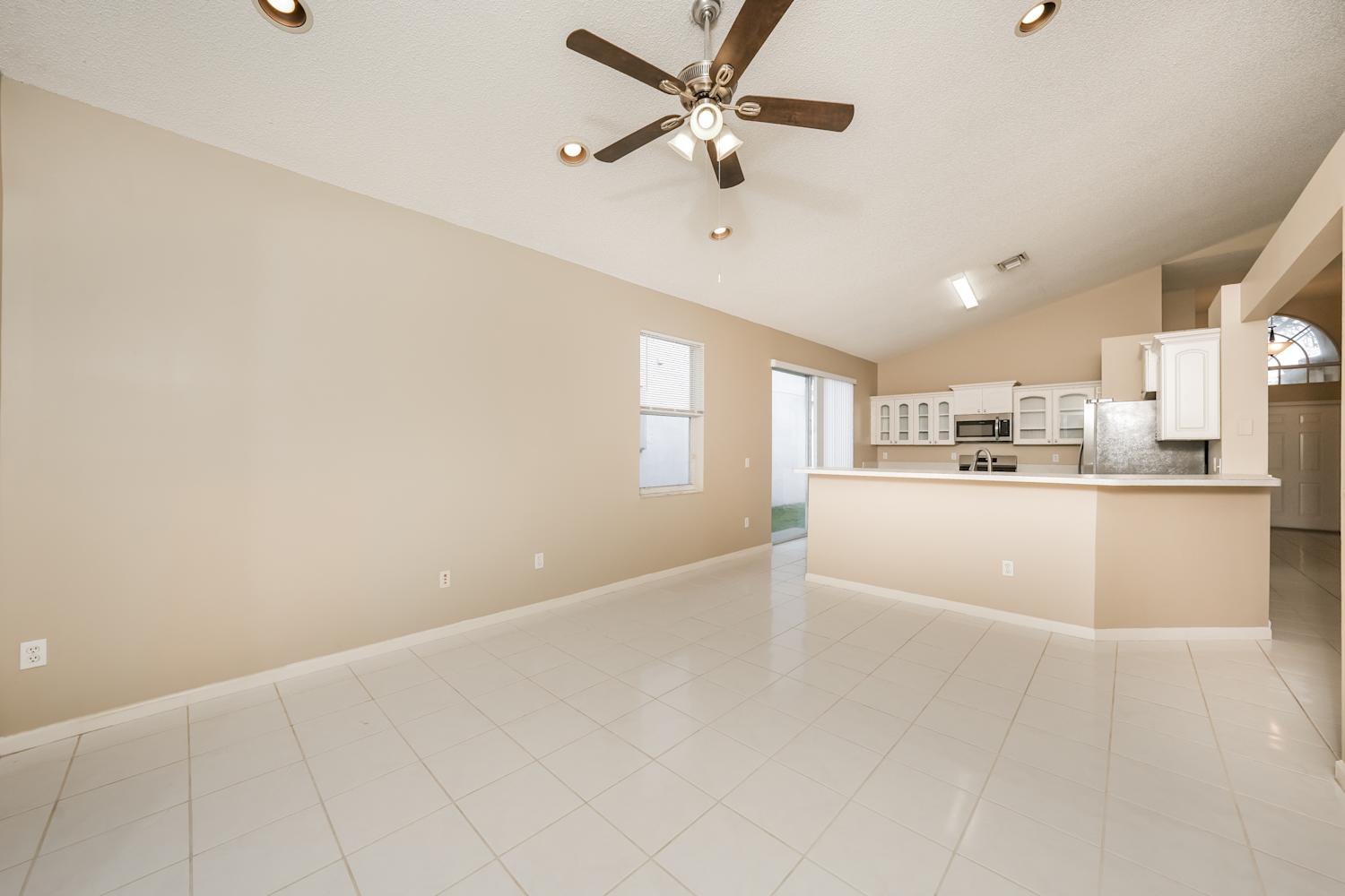 7699 Thornlee Dr, Lake Worth photo 4