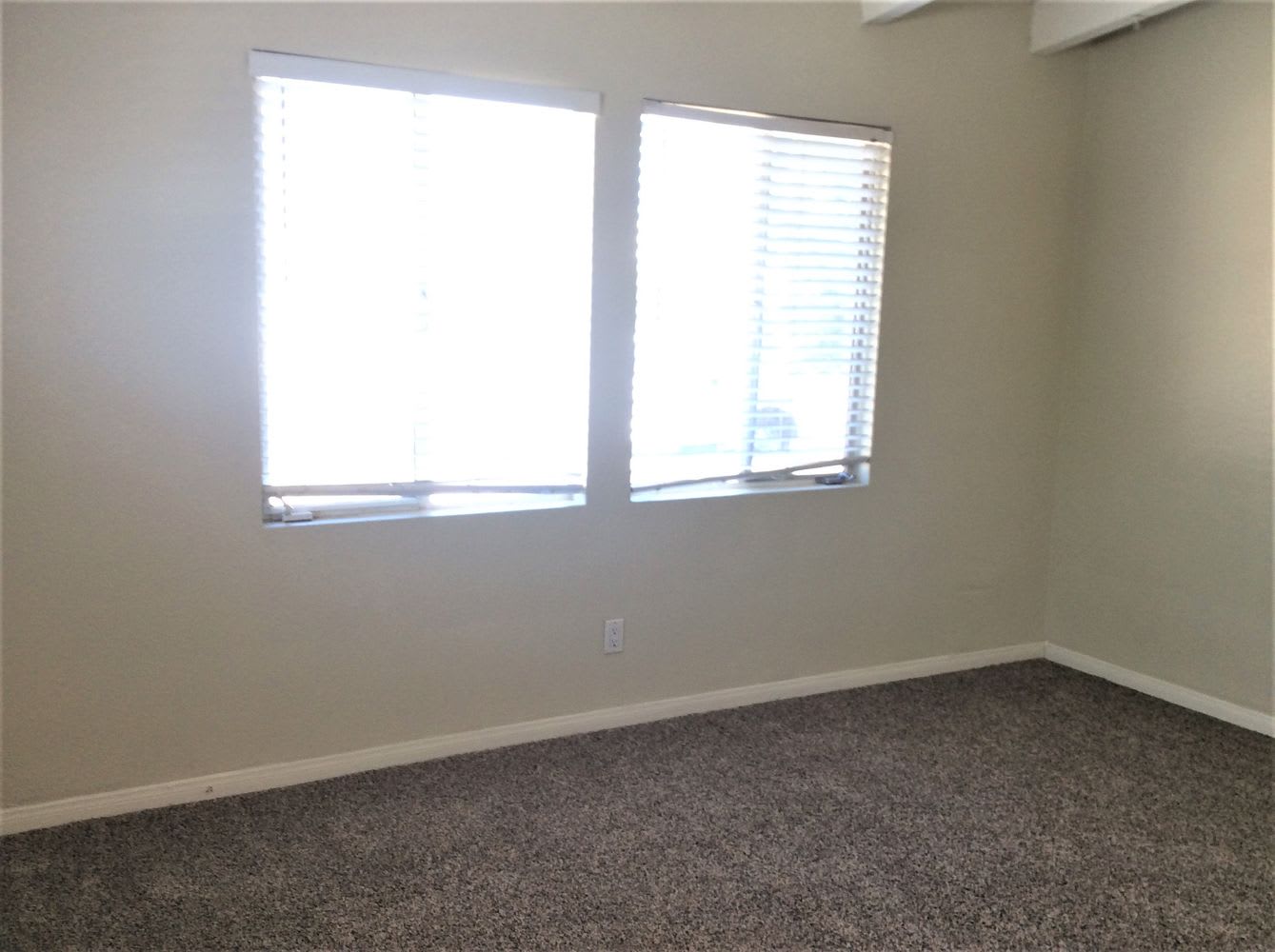 7715 Bluebell Ave, North Hollywood photo 12