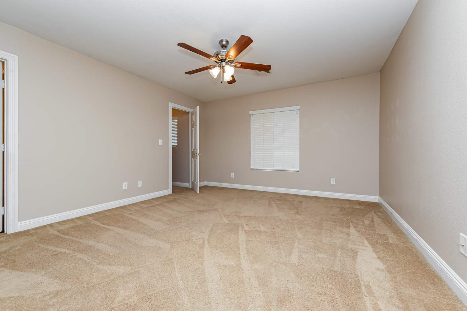7716 Turtle Haven Ct, Las Vegas photo 11