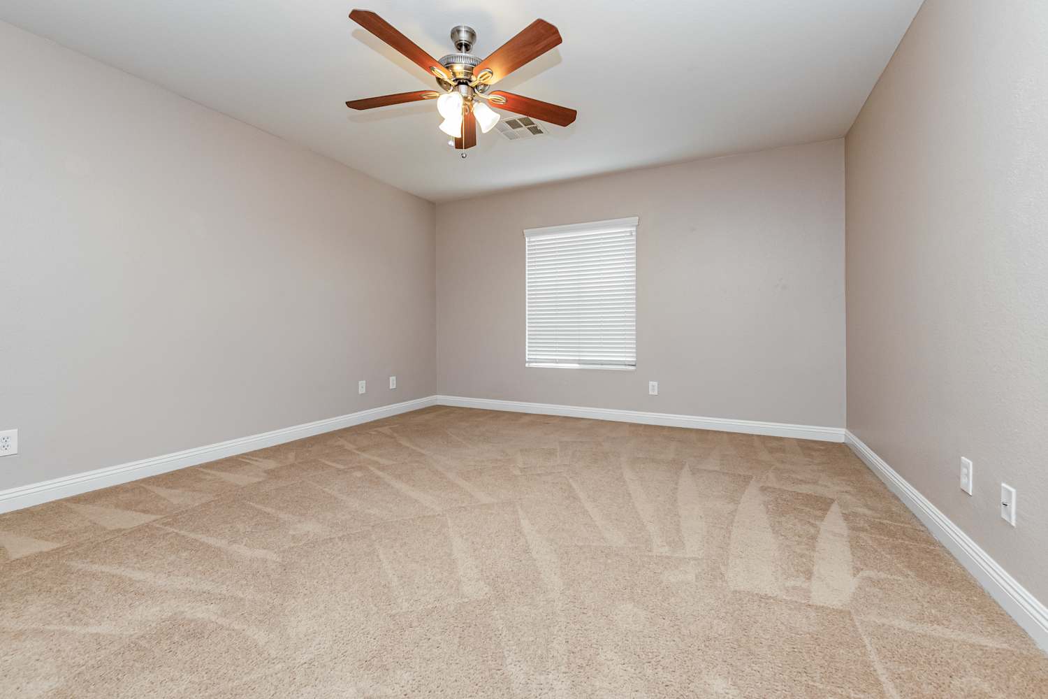 7716 Turtle Haven Ct, Las Vegas photo 13