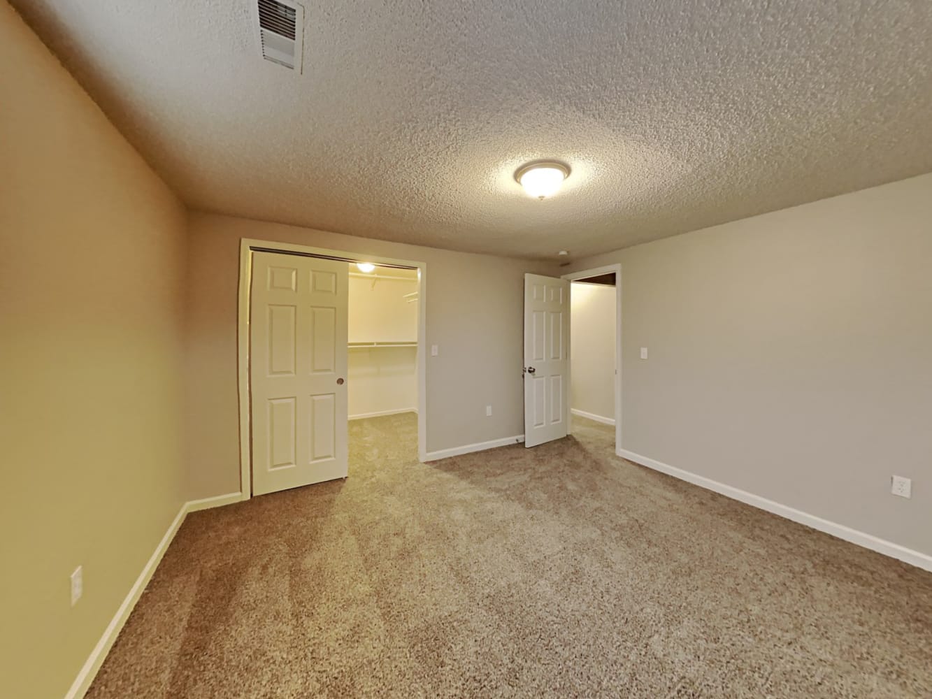 7720 Fall Brook Ct, Colorado Springs photo 8