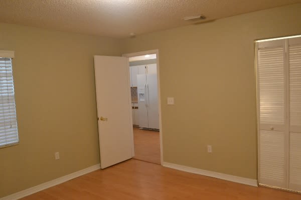 774 Cumberland Ter, Davie photo 7