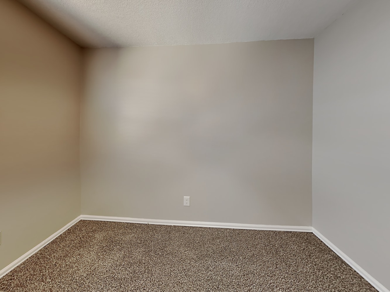 7740 Lindsey Dr, Colorado Springs photo 12