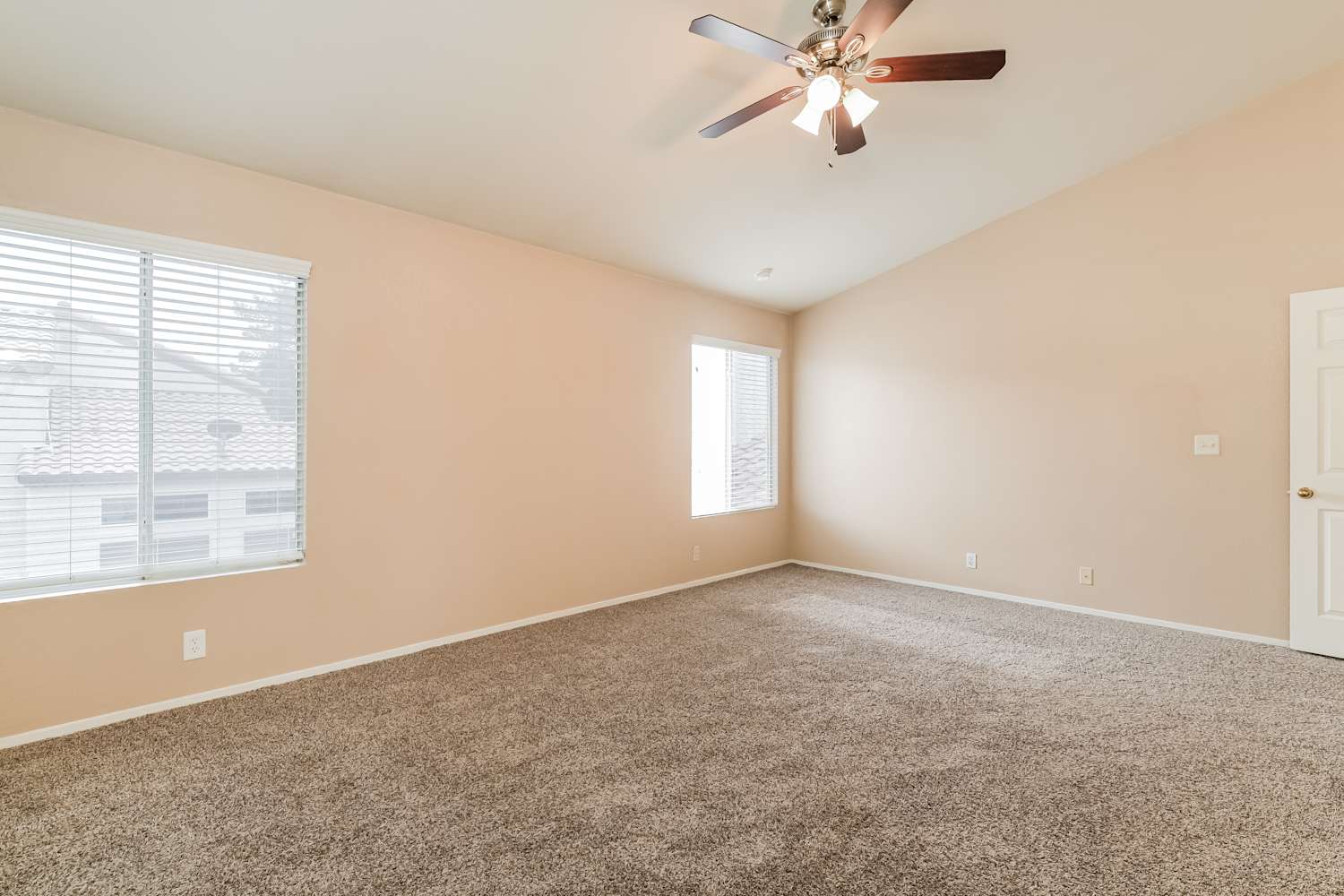 7749 Brook Valley Dr, Las Vegas photo 9
