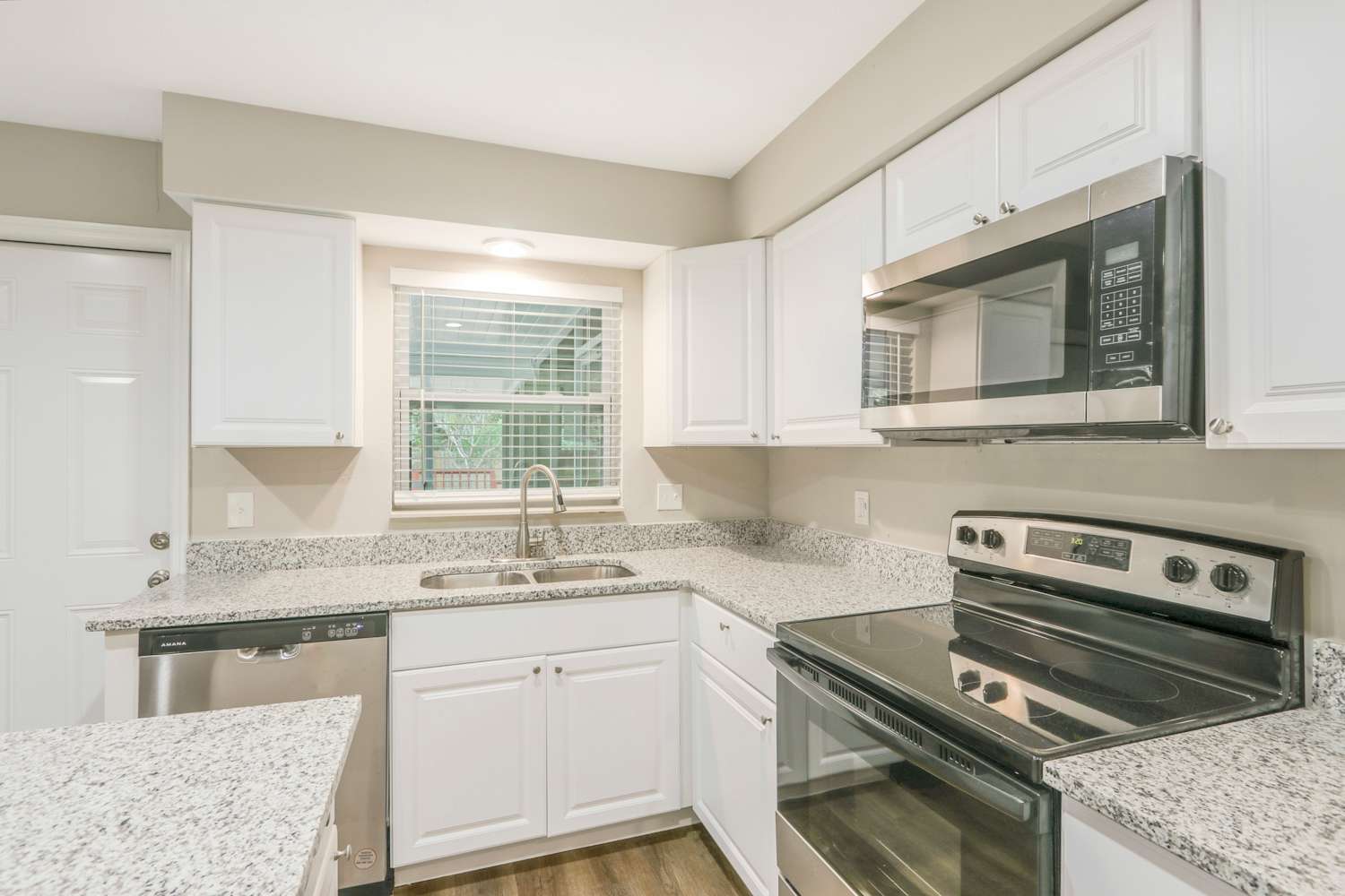 777 La Plaza Ave S, St. Petersburg photo 11
