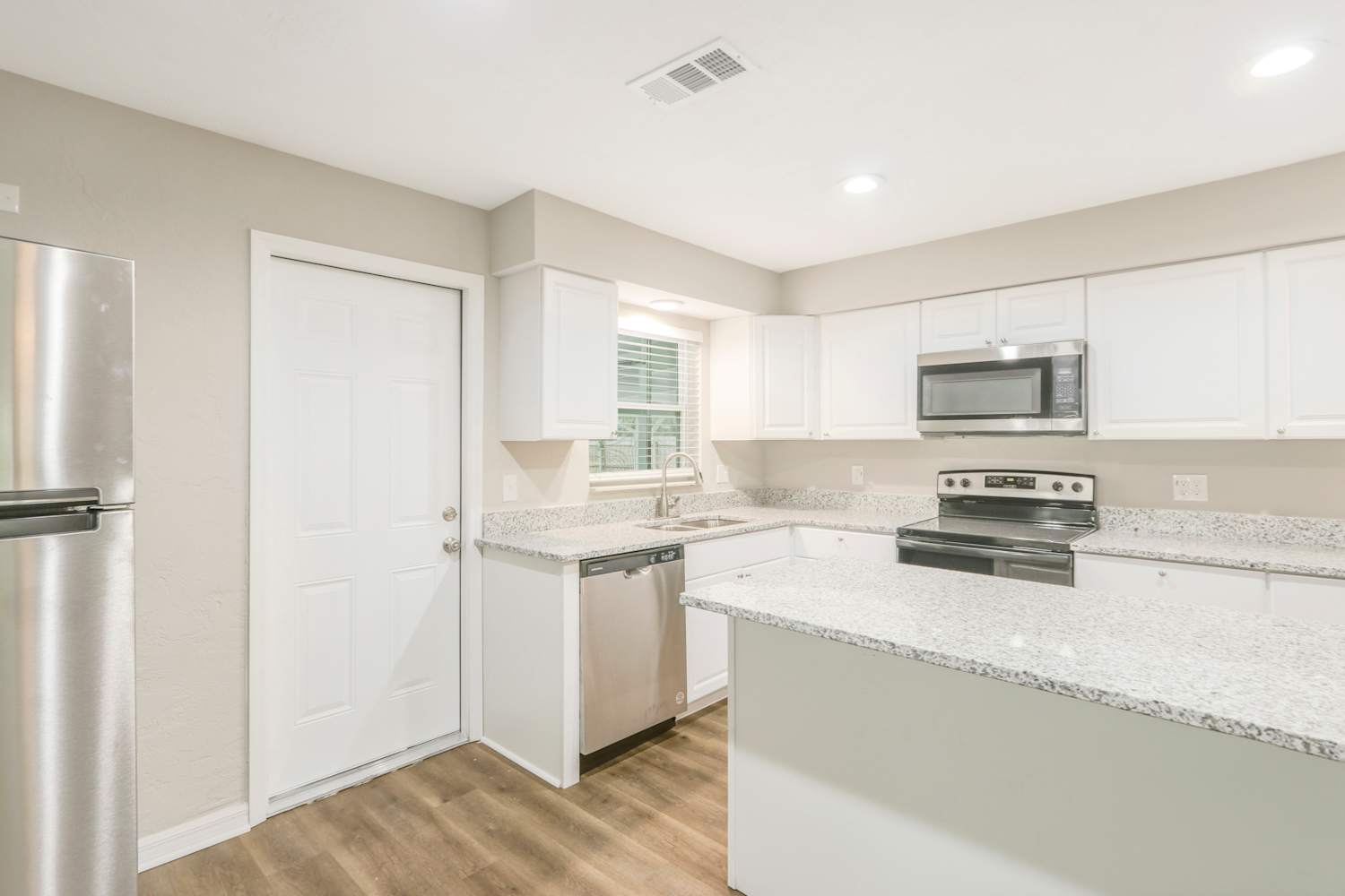777 La Plaza Ave S, St. Petersburg photo 10