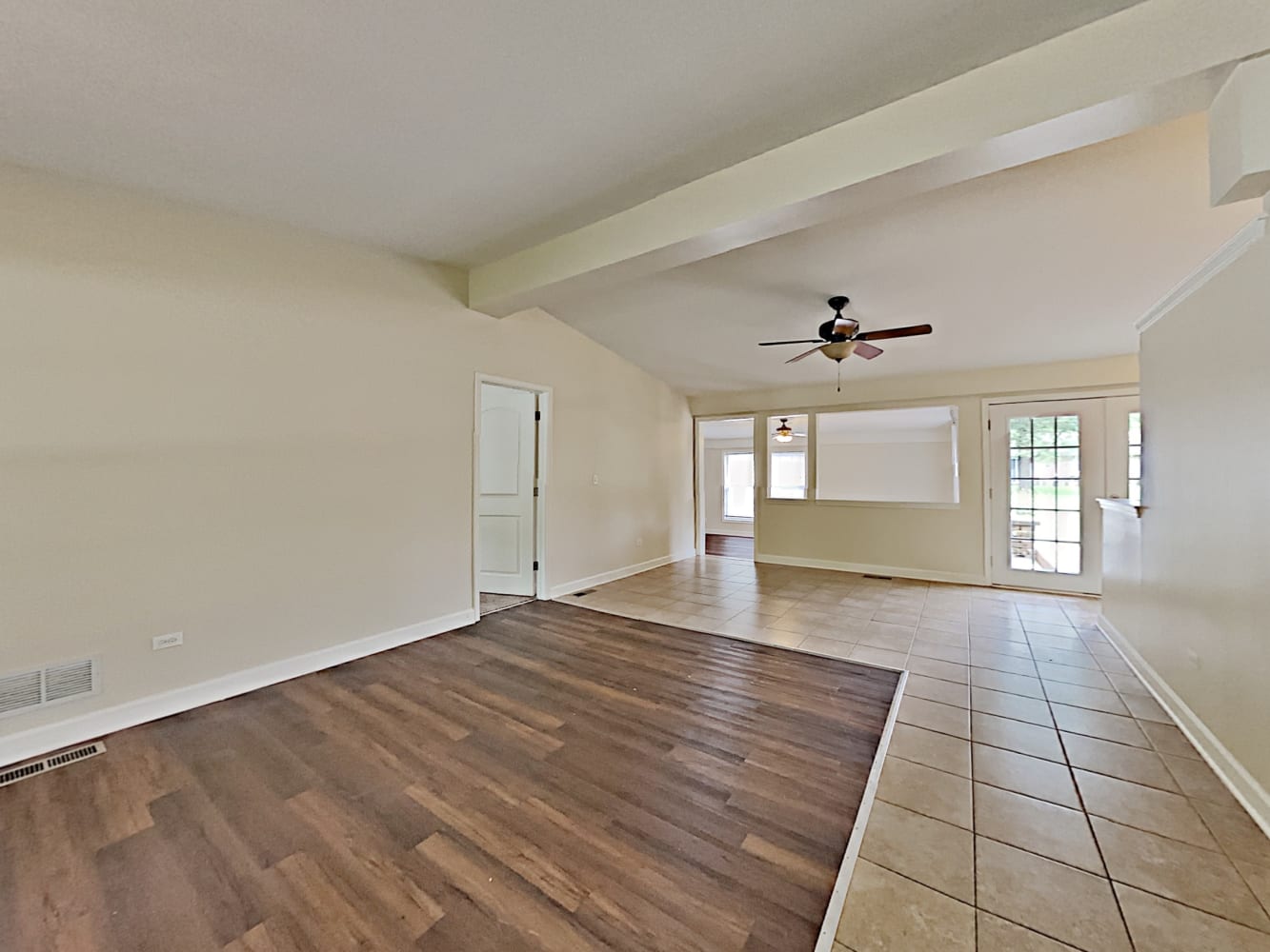778 N Elmwood Dr, Aurora photo 3