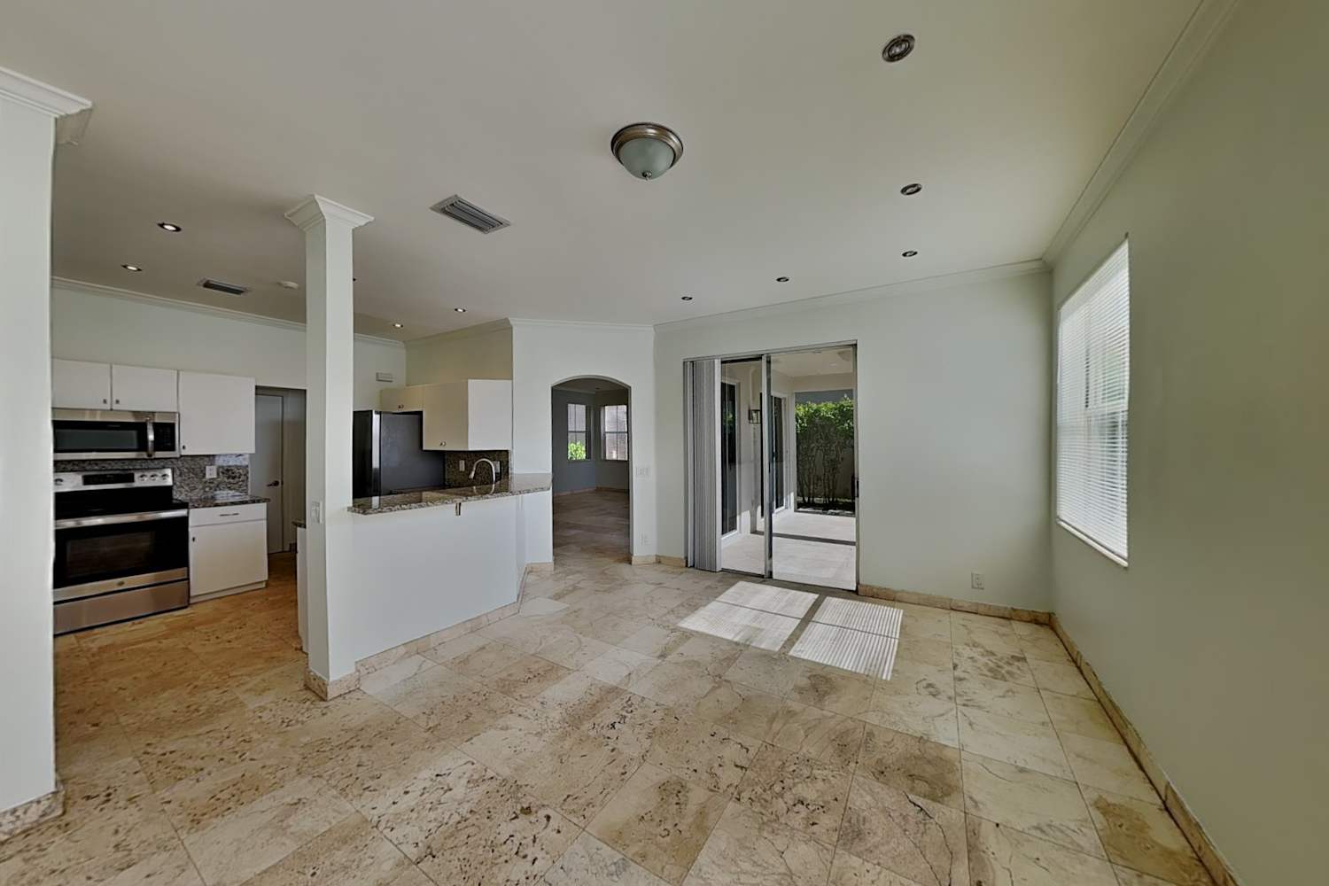780 Falling Water Rd, Weston photo 7