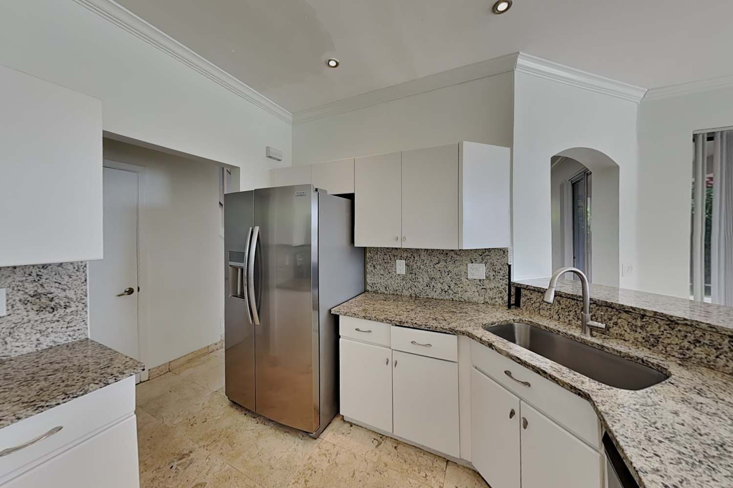 780 Falling Water Rd, Weston photo 8