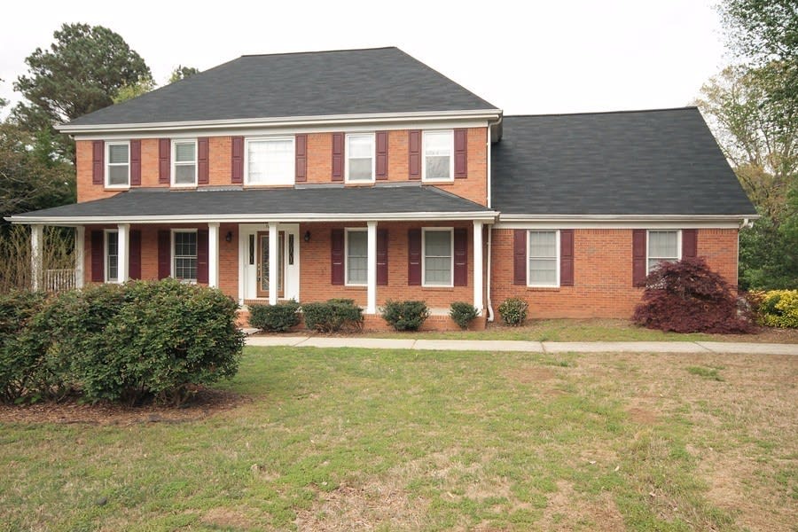 Front of 780 Yorkshire Pl SW, Lilburn, GA