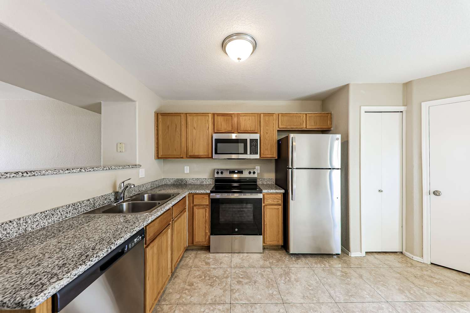 7801 N 44th Dr, Glendale photo 9