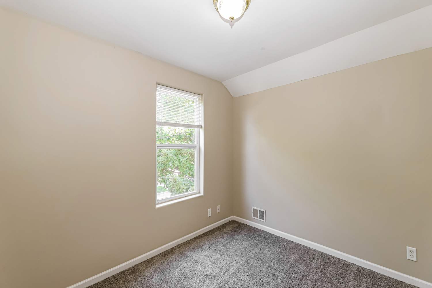 783 E Galena Blvd, Aurora photo 9