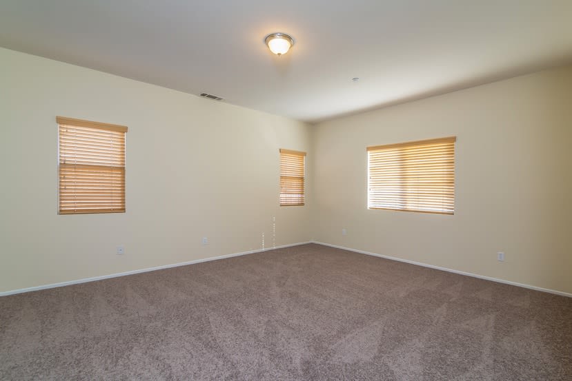 7833 Calle del Rio St, Highland photo 19