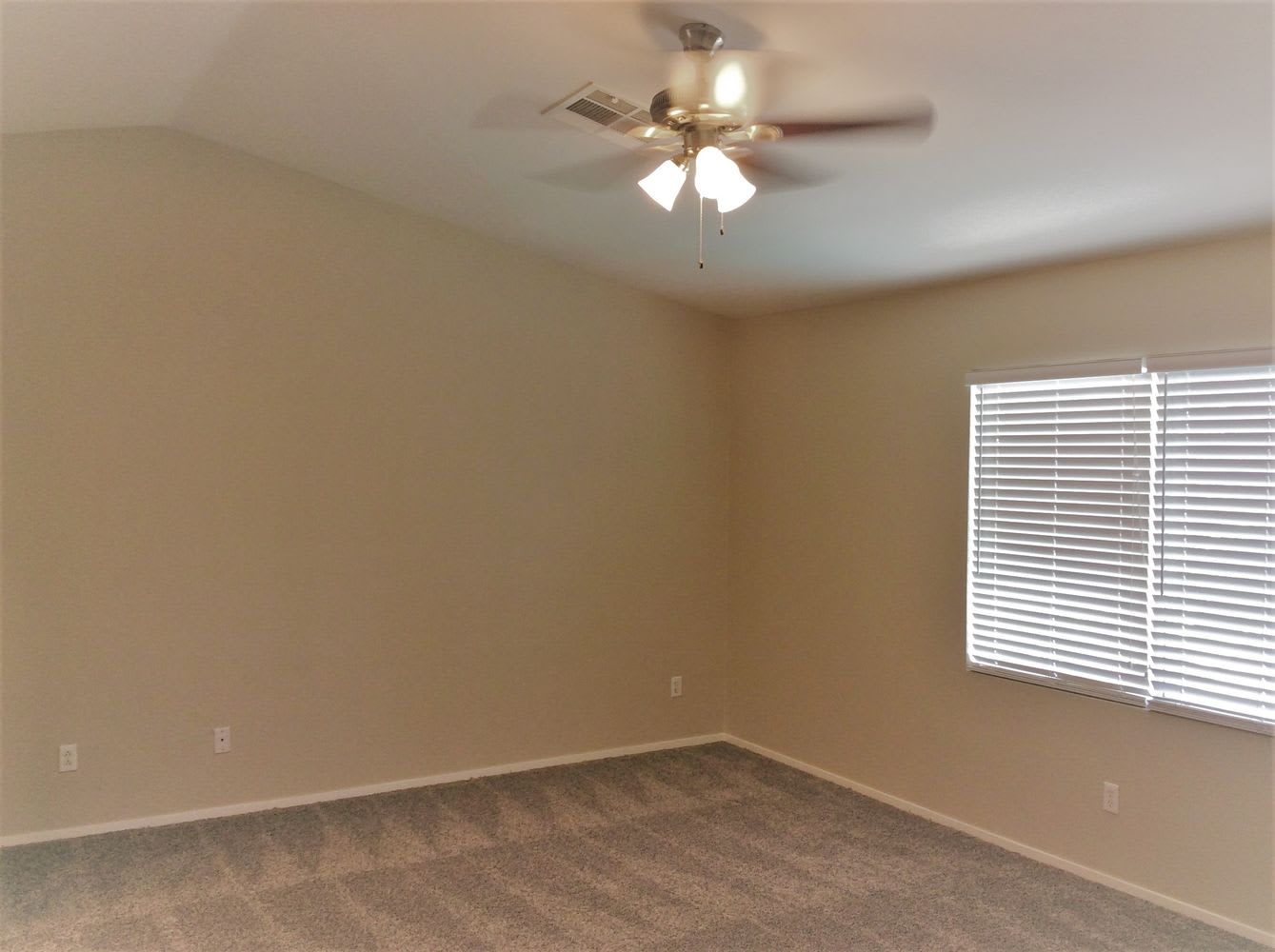 7839 Meandering Path Ave, Las Vegas photo 6