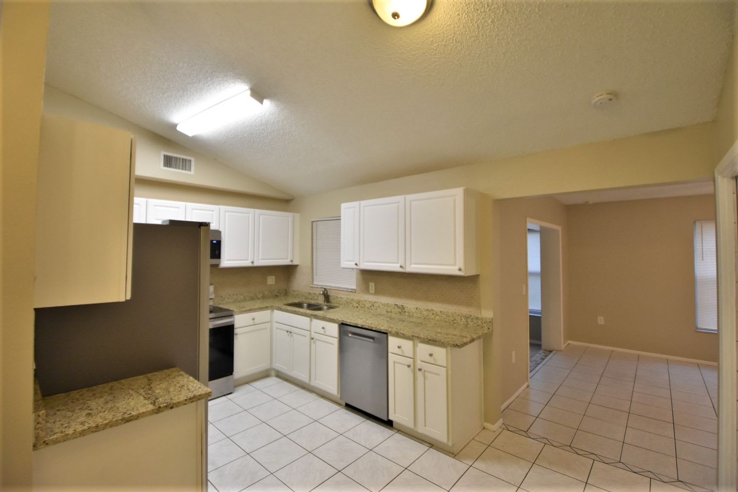 7839 Putnam Cir, New Port Richey photo 8
