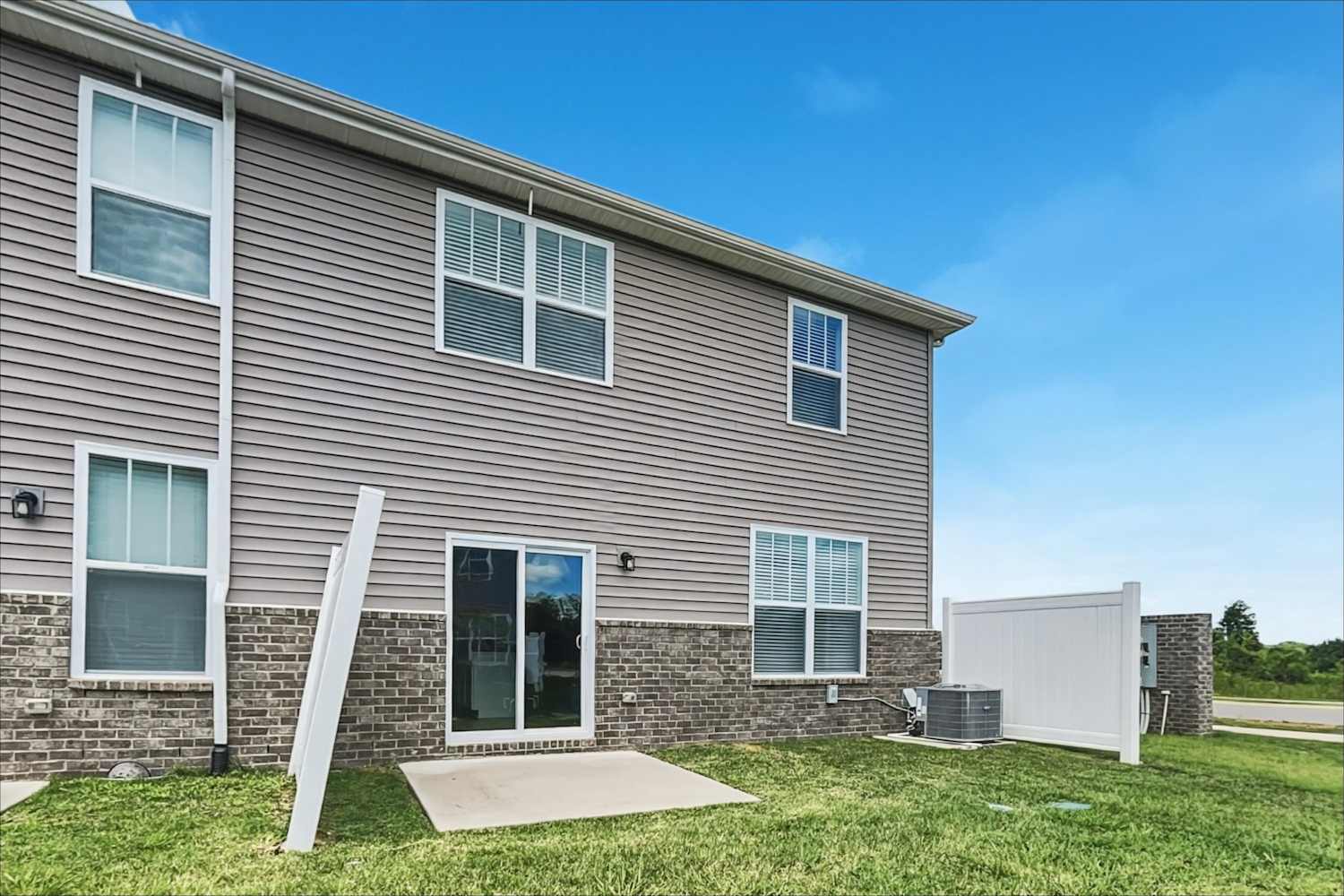 786 Mickelson Wy, Lebanon photo 19