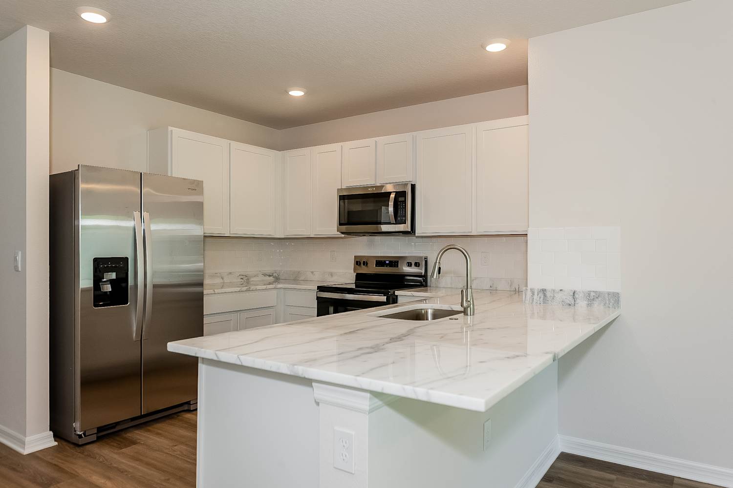 7976 Majestic Palms Court, Venice photo 9