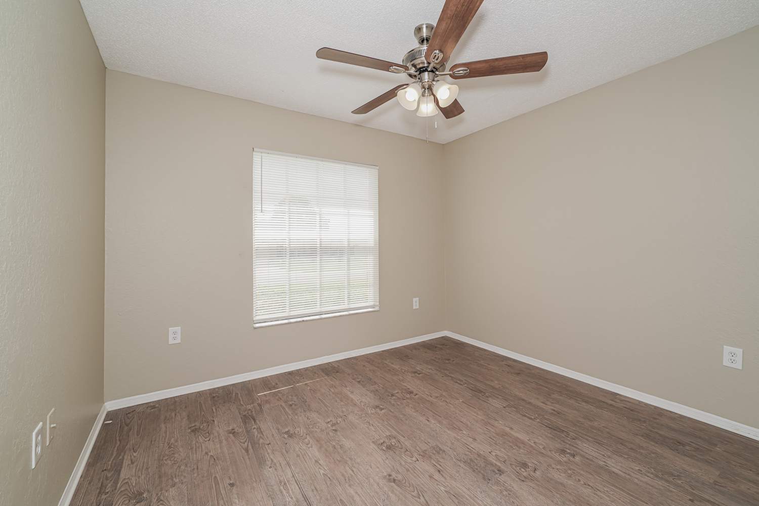 7988 Oak Run Cir, Lakeland photo 13