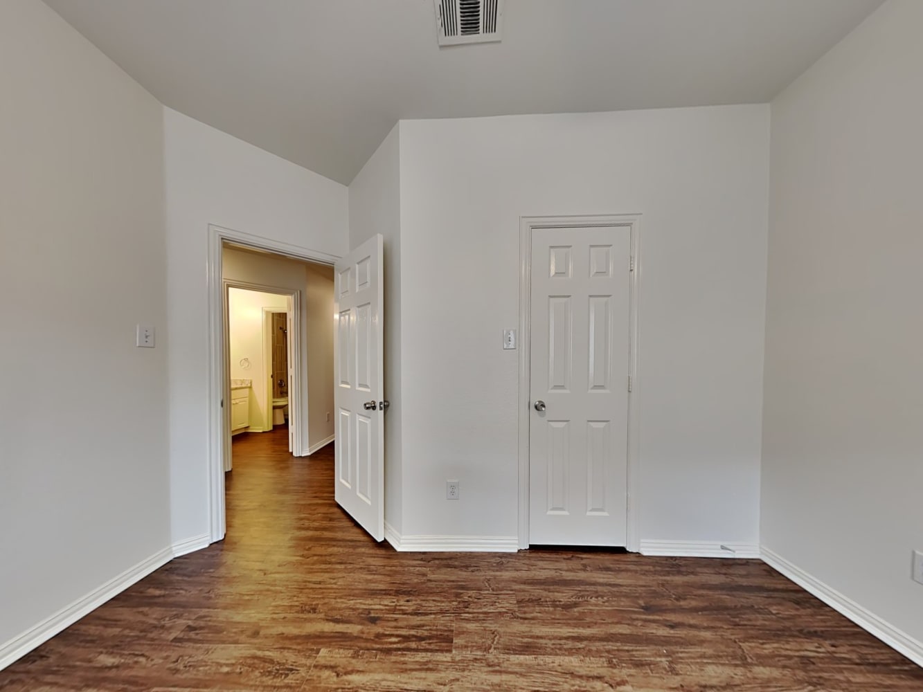8010 Munich Dr, Rowlett photo 10