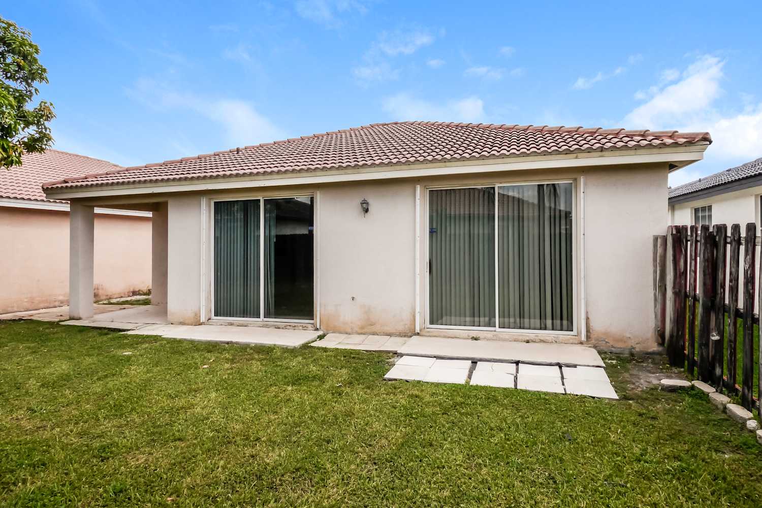 8013 NW 198th St, Hialeah photo 15