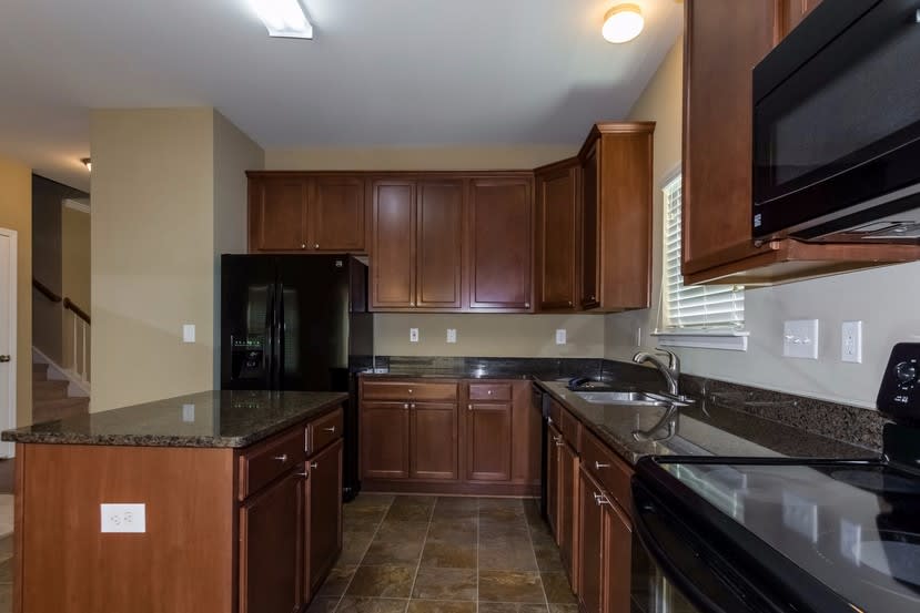 8023 Grove Hall Ave, Mint Hill photo 9