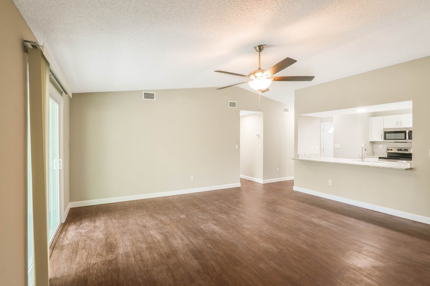 8032 Chickasaw Ln, Port Richey photo 9