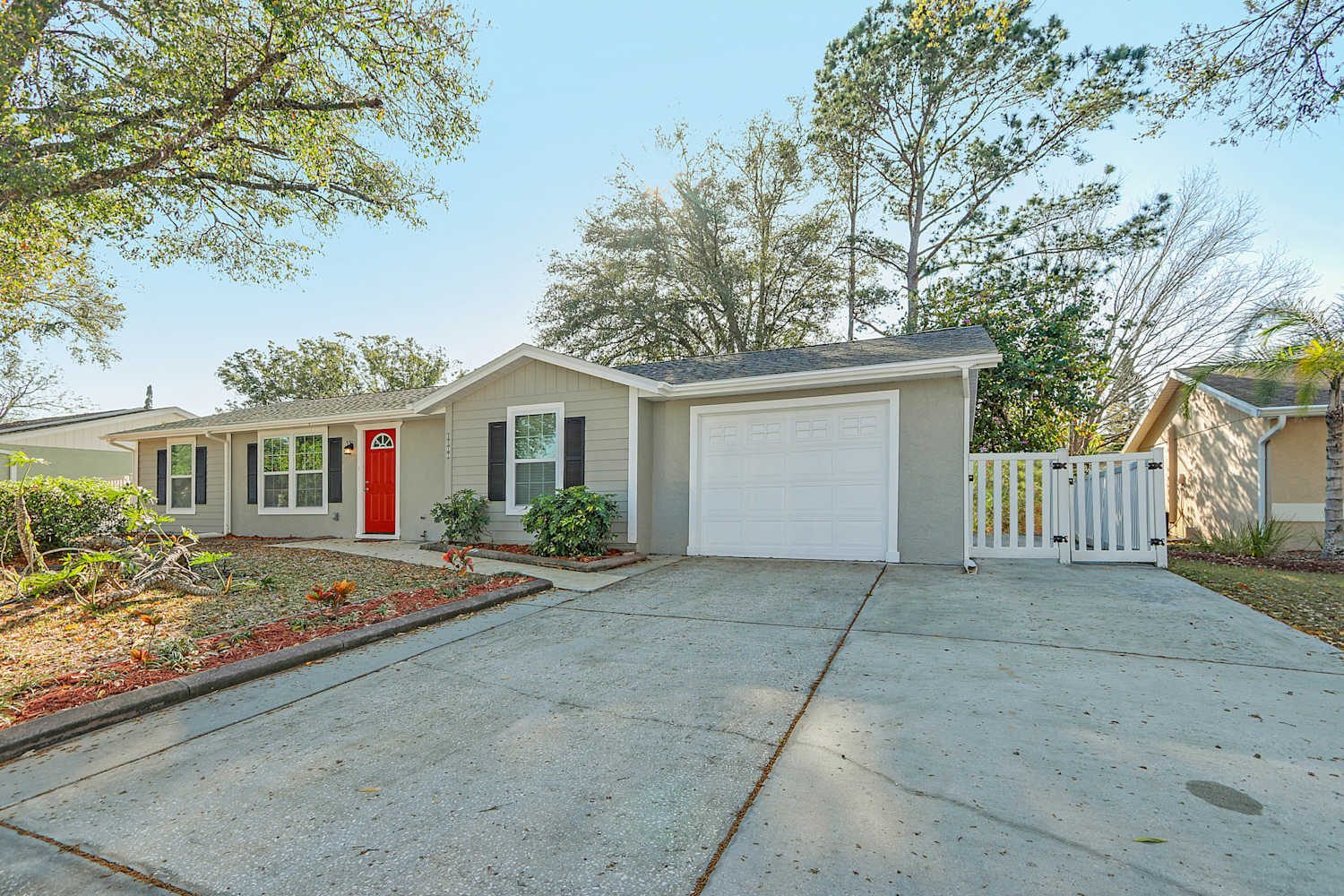 8033 Banister Ln, Port Richey photo 1