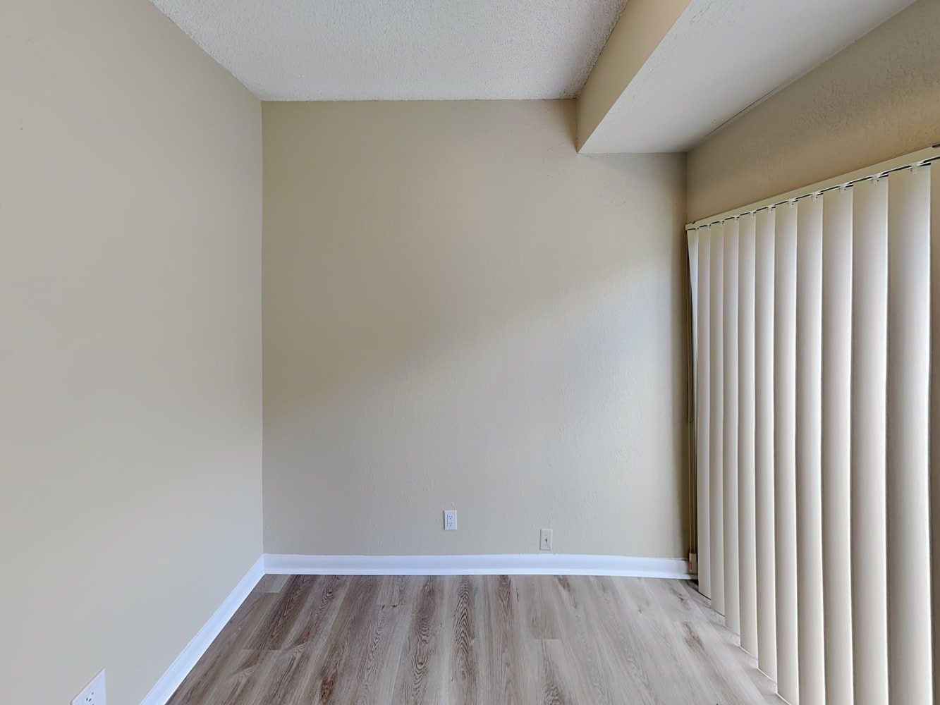 8041 Buttonwood Cir, Tamarac photo 14
