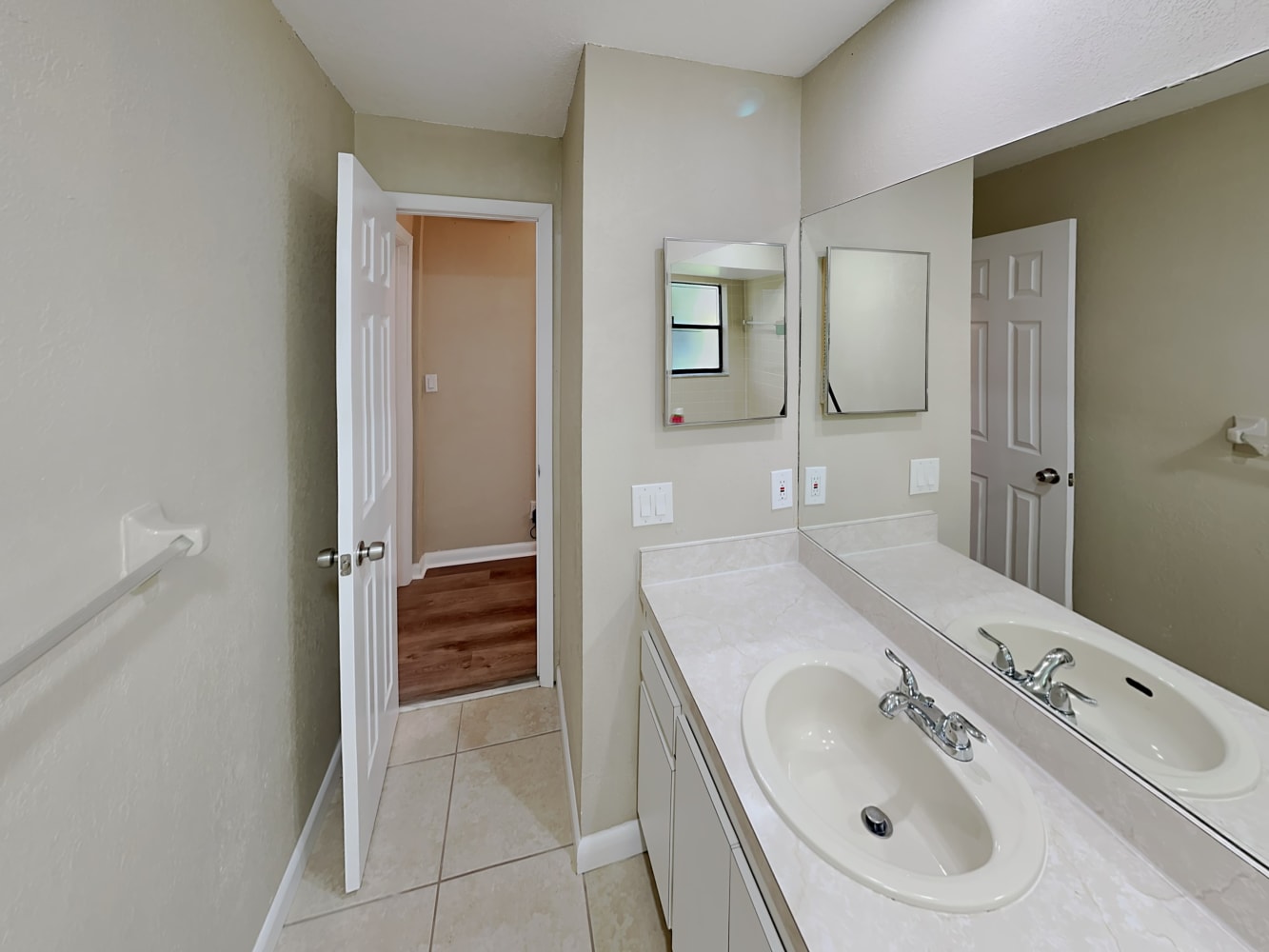 8041 Buttonwood Cir, Tamarac photo 16