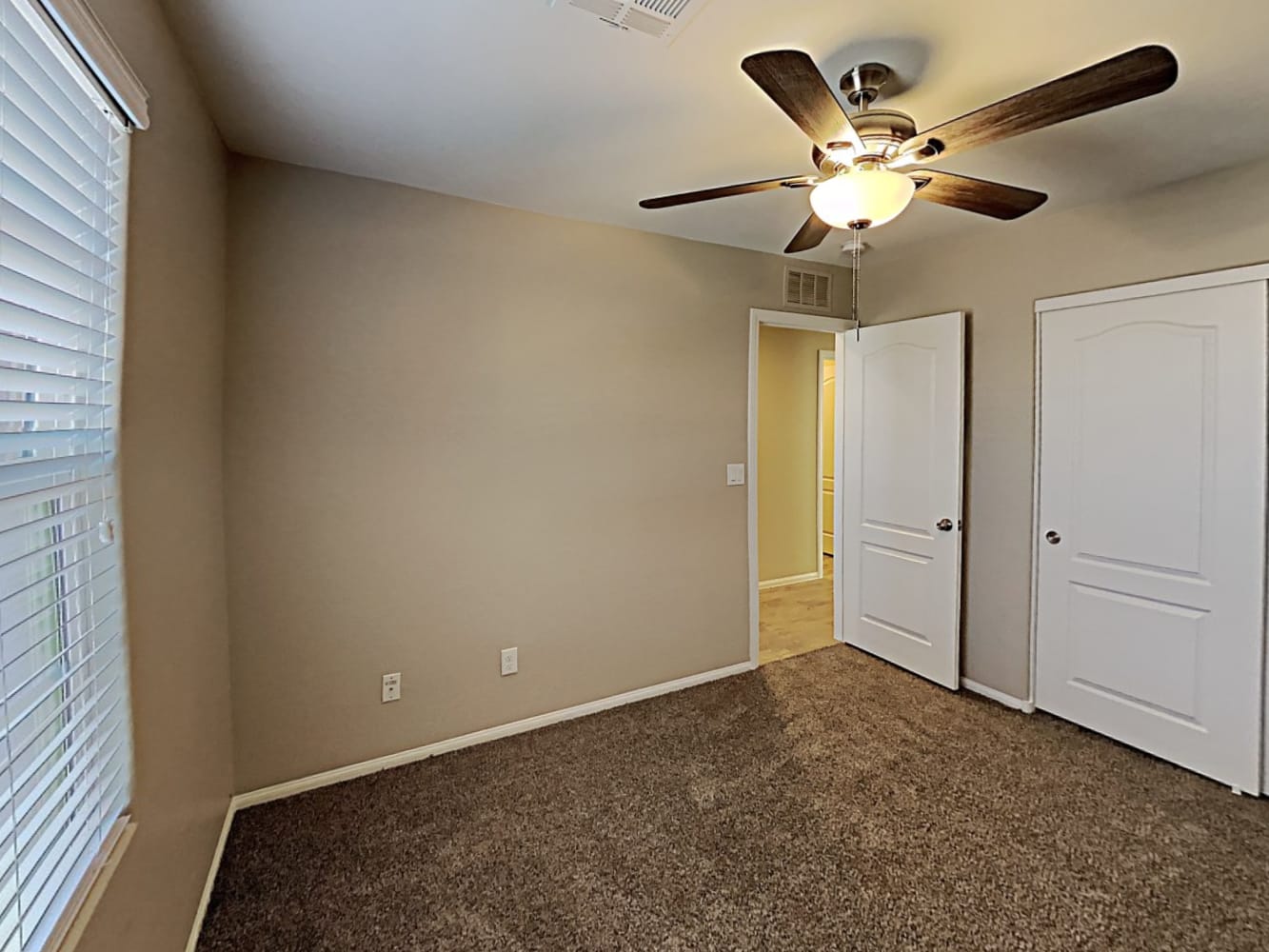 8072 Satin Carnation Ln, Las Vegas photo 11