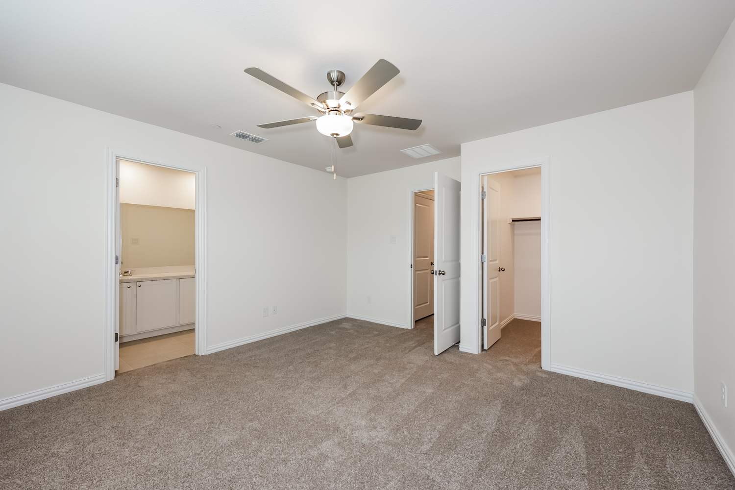 808 Bonnet Trl, Arlington photo 12