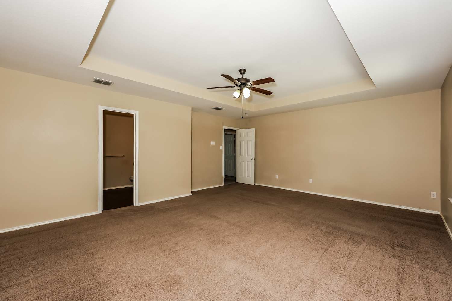 809 Cathy Dr, Burleson photo 11