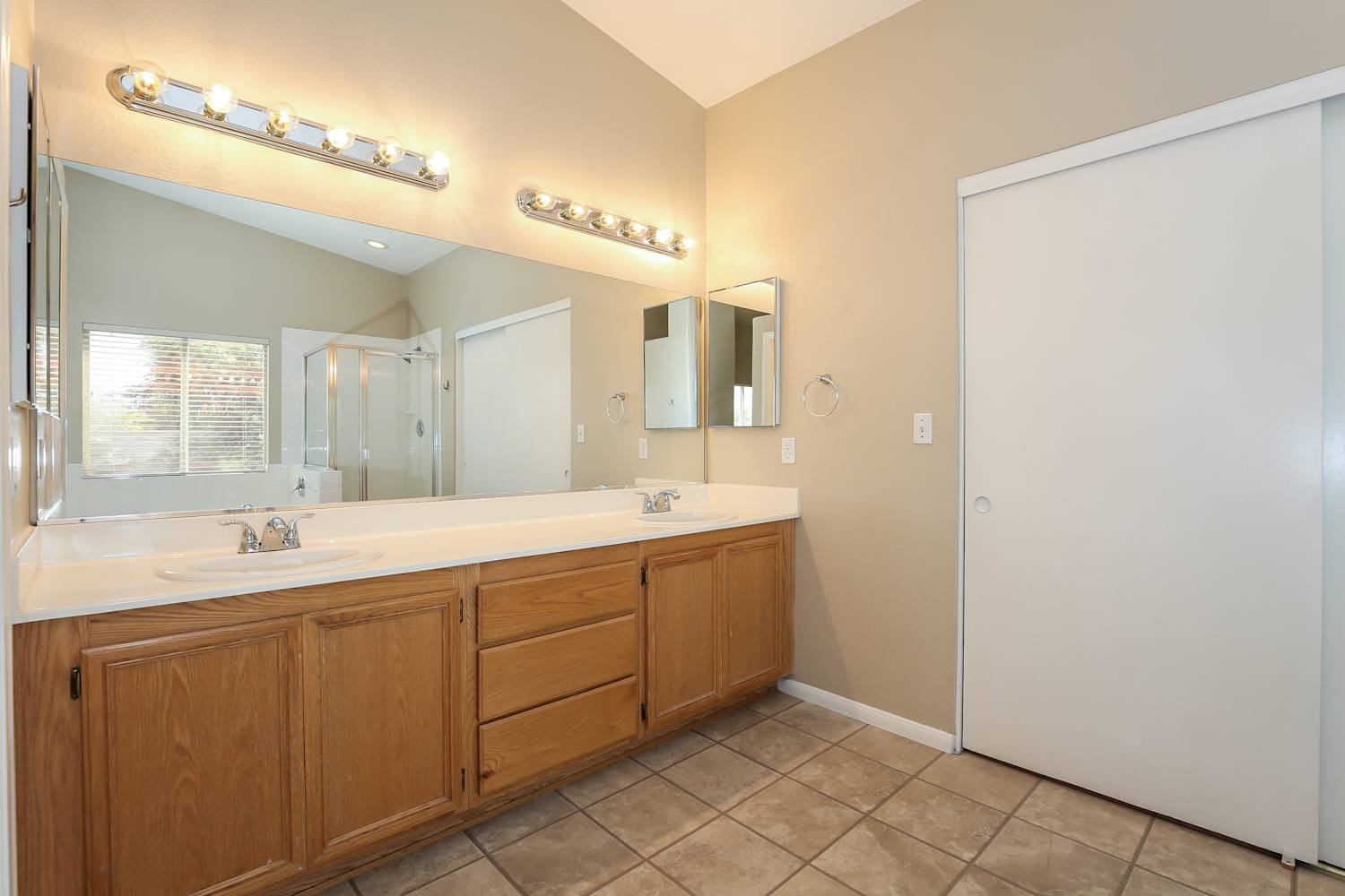 8148 Backpacker Ct, Las Vegas photo 12