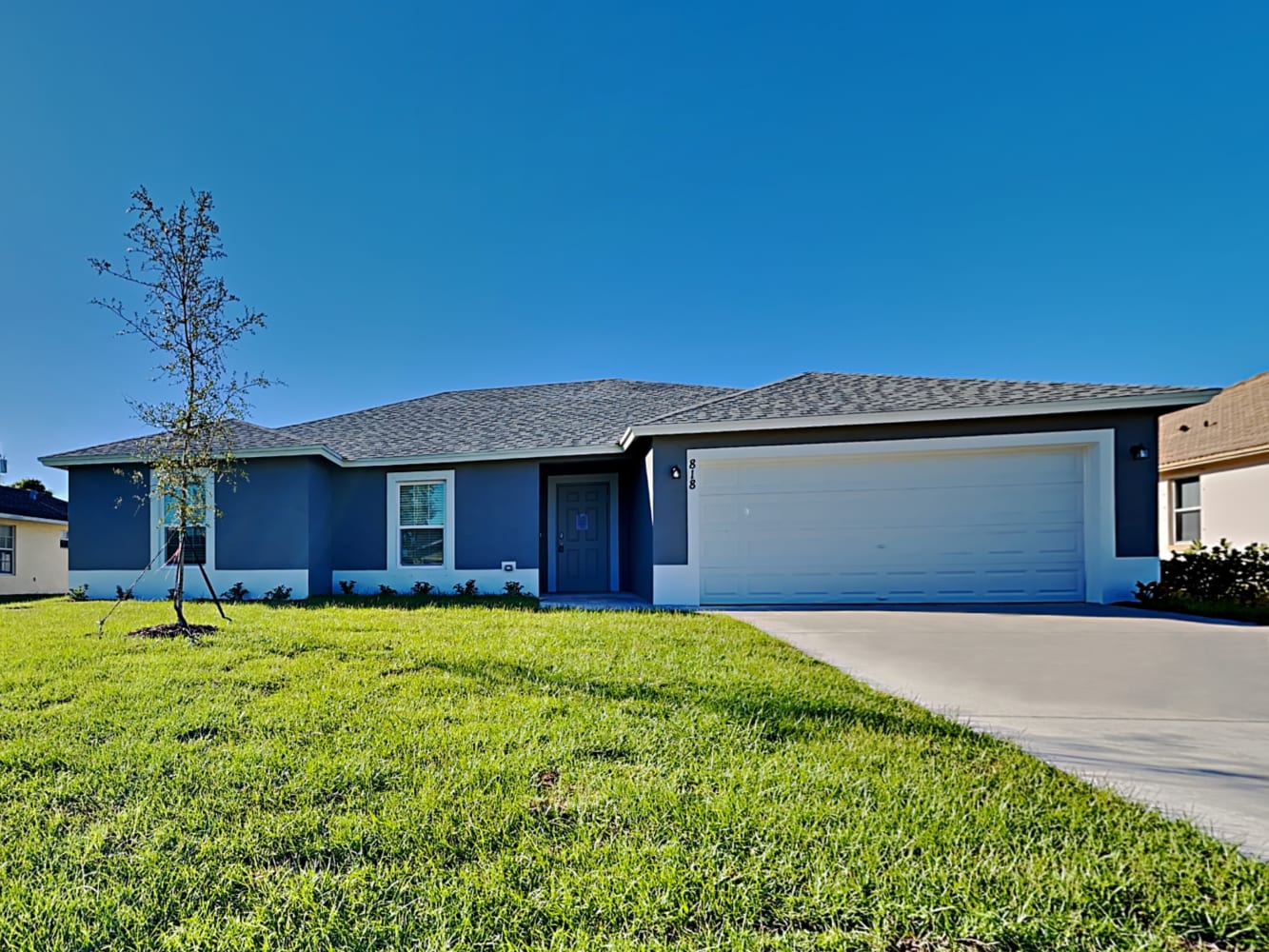 Front of 818 SW Mccracken Ave, Port Saint Lucie, FL