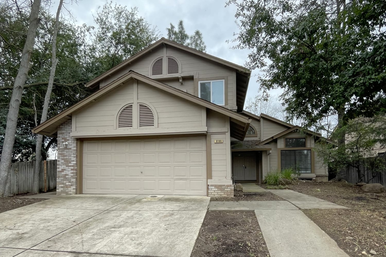 8186 Devon Park Ct, Sacramento photo 1