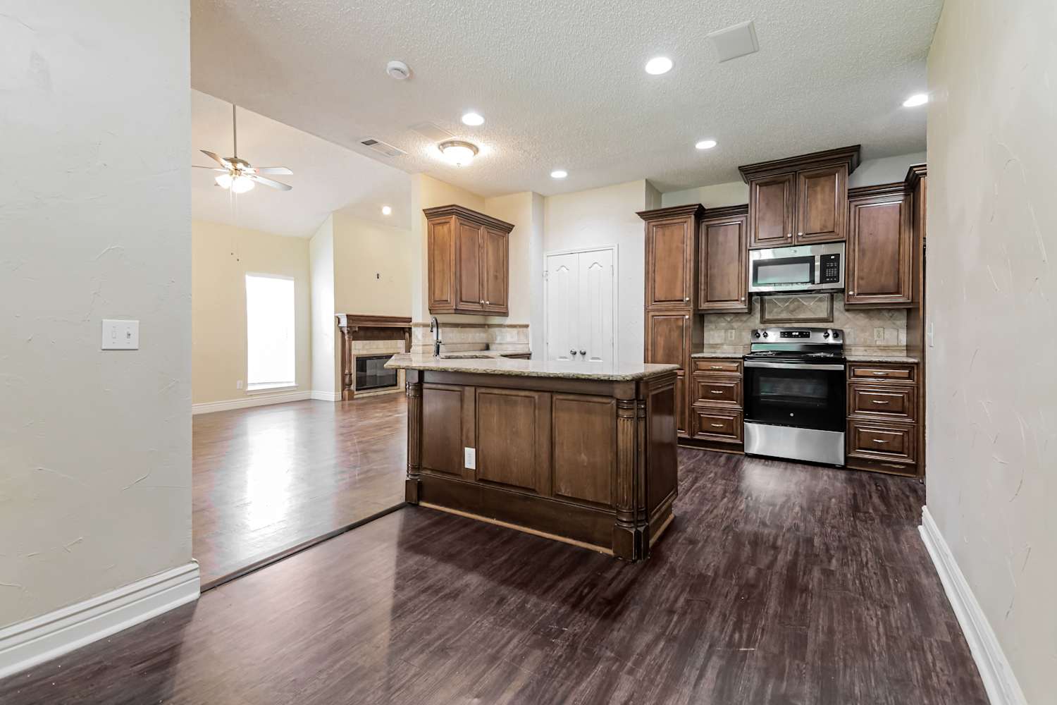 8200 Galley St, Frisco photo 7