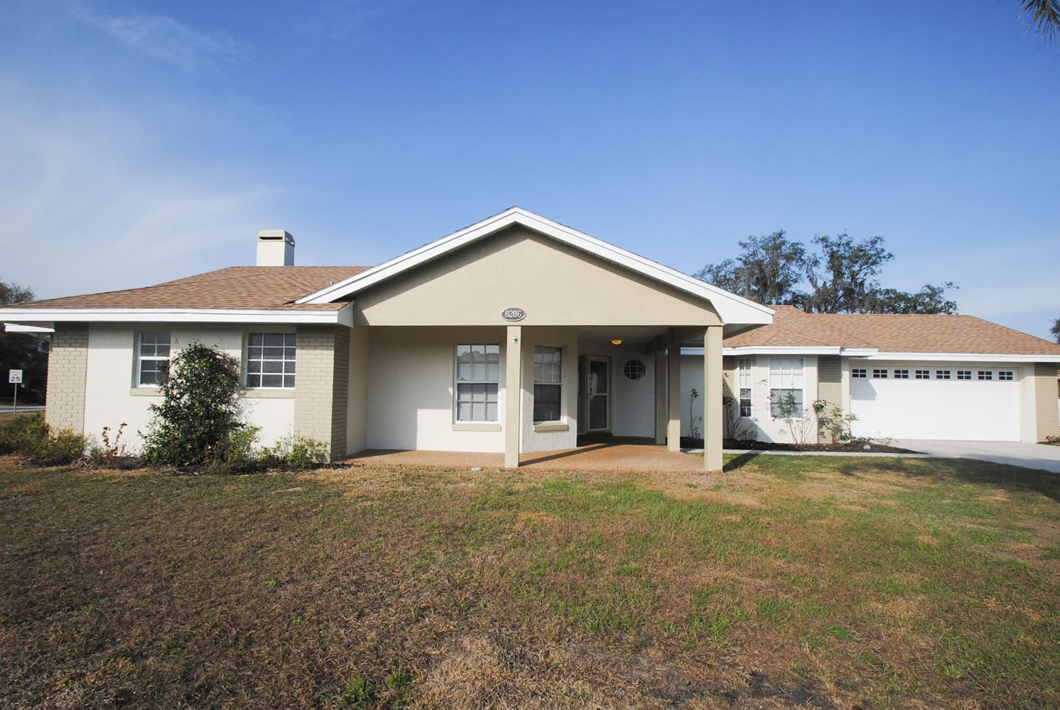 Front of 8206 Rangers Path, Lakeland, FL