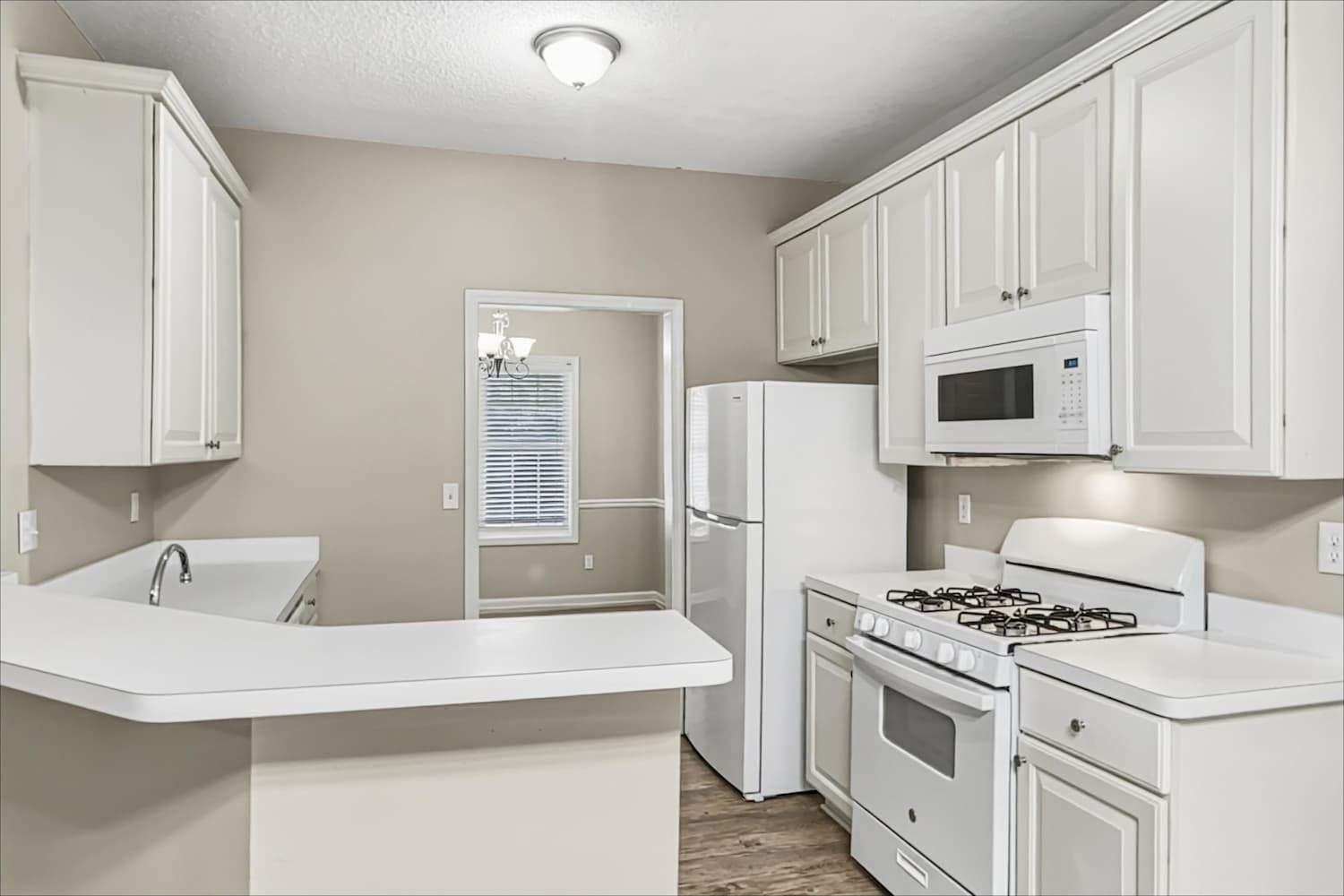 8220 River Mill Ct, Ball Ground photo 9